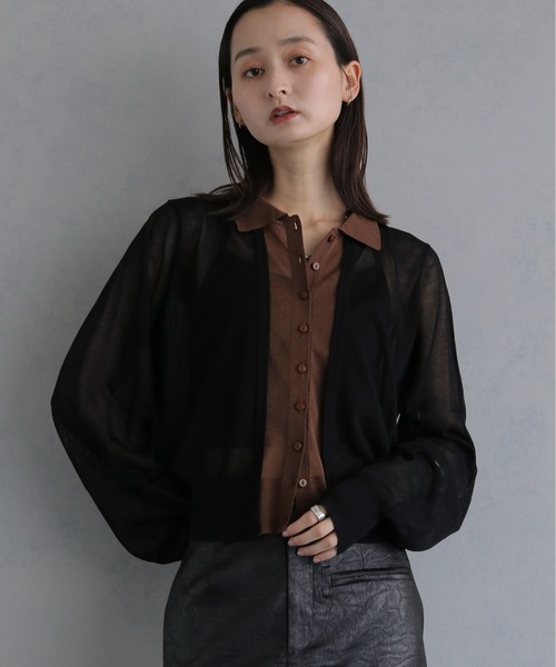 &g'aime(アンジェム)の「【&g'aime 】バイカラーシアーカーデ Bicolor Sheer Cardigan(カーディガン/ボレロ・レディース・グレイッシュベージュ/チャコールグレー/ブラック・FREE)」の4枚目の写真