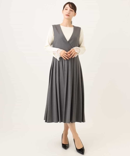 MK MICHEL KLEIN（エムケーミッシェルクラン）の「[洗える]プリーツデザインジャンパースカート（ワンピース・レディース・ダークグレー/ブラック・38）」の7枚目の写真