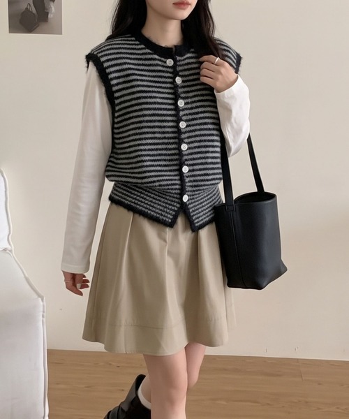 aimoha(アイモハ)の「ボーダーニットベストカーディガン(ベスト・レディース・ブルー/ブラック・FREE)」の11枚目の写真