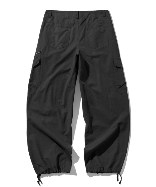 F.ILLUMINATE(フィルミネイト)の「コットンカーブドカーゴパンツ-3Color(その他パンツ・レディース・ベージュ/ブラック/カーキ・SMALL/MEDIUM/LARGE)」の9枚目の写真