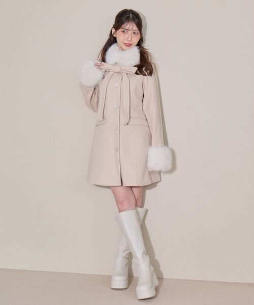 MAJESTIC LEGON（マジェスティックレゴン）の「マルチwayキラキラリボンミディコート（その他アウター・レディース・ピンクベージュ/ライトブルー/チャコールグレー/ブラック・SMALL/MEDIUM/X-SMALL/LARGE）」の16枚目の写真