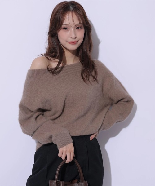 Mystrada(マイストラーダ)の「フォックスゆるニット(ニット/セーター・レディース・チャコールグレー/オフホワイト/レッド/モカ・38)」の10枚目の写真