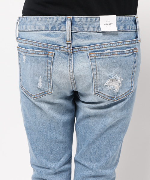 MOUSSY（マウジー）の「fringe cropped Skinny2（デニムパンツ・レディース・ブルー/ライトブルー・24inch/25inch/26inch/27inch）」の11枚目の写真