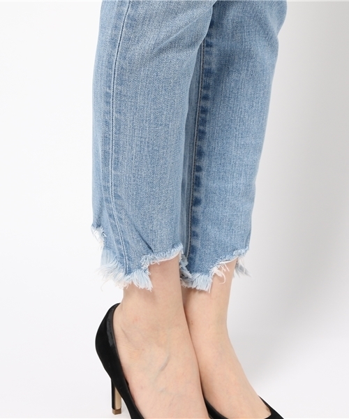 MOUSSY（マウジー）の「fringe cropped Skinny2（デニムパンツ・レディース・ブルー/ライトブルー・24inch/25inch/26inch/27inch）」の13枚目の写真