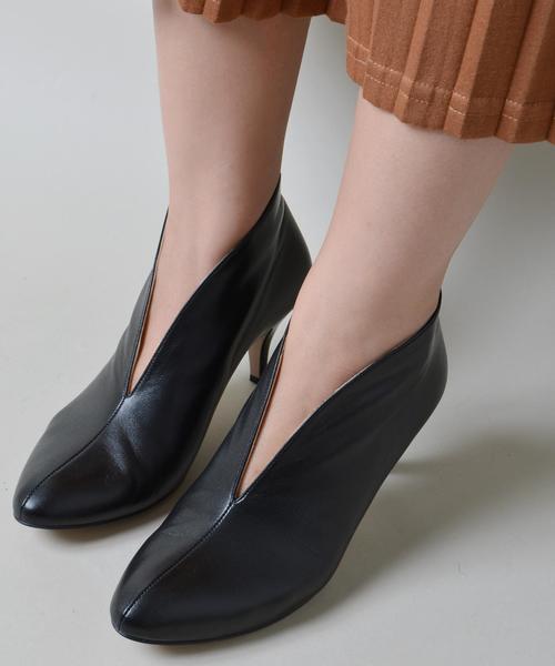 SHIPS for women（シップスフォーウィメン）の「スリットヒールショートブーツ◇（ブーティ・レディース・ベージュ系その他/ブラック・25/45/50/40/30/35）」の17枚目の写真