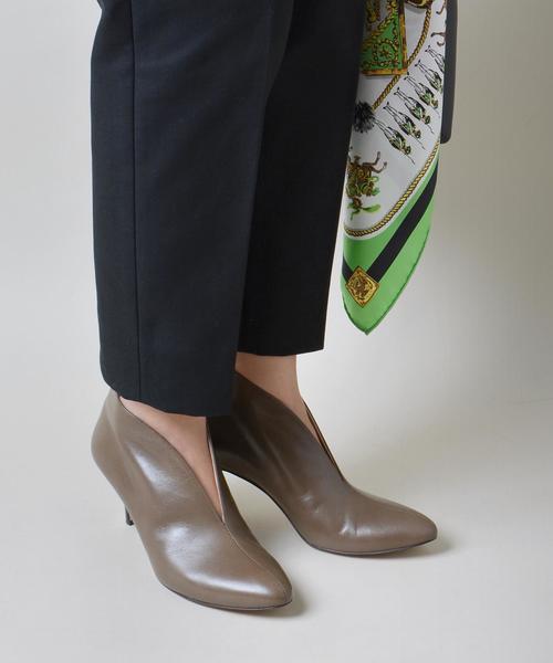 SHIPS for women（シップスフォーウィメン）の「スリットヒールショートブーツ◇（ブーティ・レディース・ベージュ系その他/ブラック・25/45/50/40/30/35）」の4枚目の写真