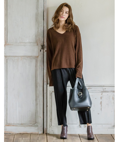 Re:EDIT（リエディ）の「[リエディ]スエード細プリーツワイドパンツ[リエディオリジナル]ボトムス/パンツ/ワイドパンツ・ガウチョパンツ（その他パンツ・レディース・ダークグリーン/マスタード/キャメル/ブラウン/ブラック/ワイン・MEDIUM/LARGE）」の15枚目の写真