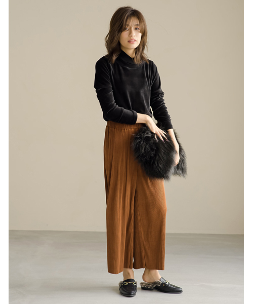 Re:EDIT（リエディ）の「[リエディ]スエード細プリーツワイドパンツ[リエディオリジナル]ボトムス/パンツ/ワイドパンツ・ガウチョパンツ（その他パンツ・レディース・ダークグリーン/マスタード/キャメル/ブラウン/ブラック/ワイン・MEDIUM/LARGE）」の16枚目の写真