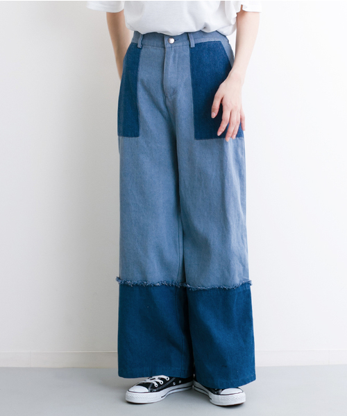 MERLOT（メルロー）の「フリンジ切替ワイドデニム2185N（デニムパンツ・レディース・ライトブルー/ブルー・FREE）」の2枚目の写真