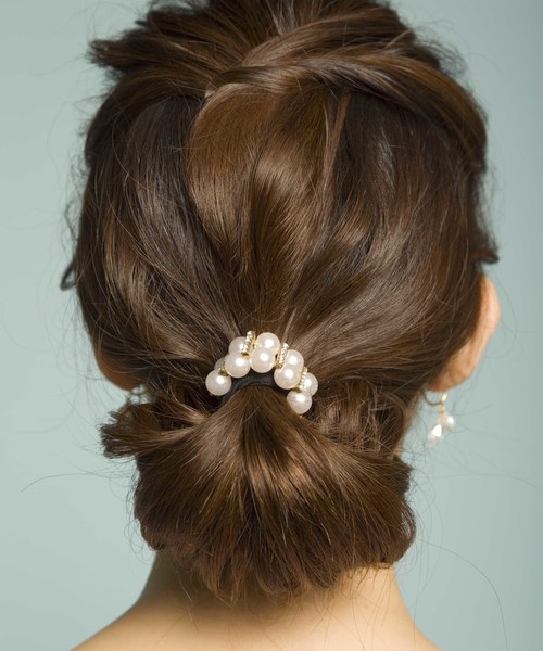 PLAIN CLOTHING(プレーンクロージング)の「パール×スティックヘアゴム(ヘアゴム・レディース・ホワイト・FREE)」の6枚目の写真