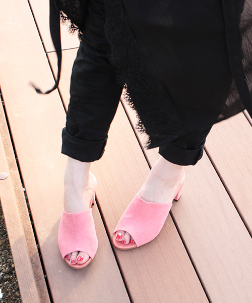 salle de bal（サルデバル）の「スエードミュールサンダル（サンダル・レディース・ベージュ/ブルー/ブラック/ピンク・L/S/M）」の16枚目の写真