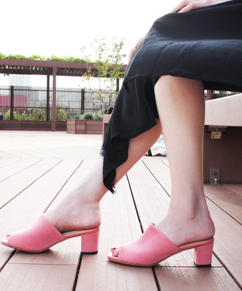 salle de bal（サルデバル）の「スエードミュールサンダル（サンダル・レディース・ベージュ/ブルー/ブラック/ピンク・L/S/M）」の22枚目の写真