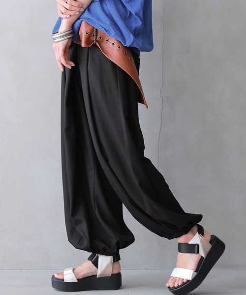 osharewalker（オシャレウォーカー）の「『アラビアンモードワイドパンツ』（その他パンツ・レディース・ブラック/チャコール/グレイッシュベージュ/カーキ/ネイビー/モカ・FREE）」の21枚目の写真