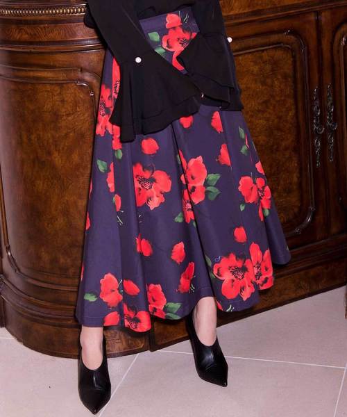 EIMY ISTOIRE（エイミーイストワール）の「chic big flower フレアスカート（スカート・レディース・レッド/サックスブルー・FREE）」の2枚目の写真