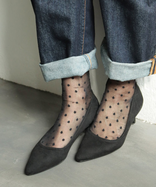 SESTO(セスト)の「柔らかストレッチフィットのポインテッドトゥ5cmヒールパンプス(パンプス・レディース・ホワイト/ブラック/ベージュ/ネイビー/グレー/グリーン/ラベンダー/ブルー/ゴールド/ピンク・22.0cm/22.5cm/23.0cm/23.5cm/24.0cm/24.5cm/25.5cm)」の3枚目の写真