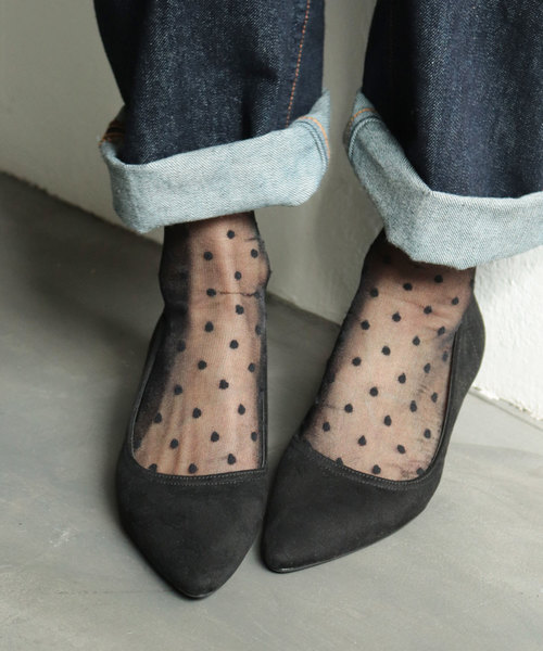 SESTO(セスト)の「柔らかストレッチフィットのポインテッドトゥ5cmヒールパンプス(パンプス・レディース・ホワイト/ブラック/ベージュ/ネイビー/グレー/グリーン/ラベンダー/ブルー/ゴールド/ピンク・22.0cm/22.5cm/23.0cm/23.5cm/24.0cm/24.5cm/25.5cm)」の13枚目の写真