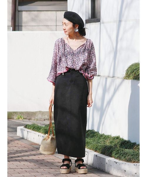 Ungrid（アングリッド）の「ボリュームスリーブ総柄プリントブラウス（シャツ/ブラウス・レディース・ネイビー/レッド・FREE）」の12枚目の写真