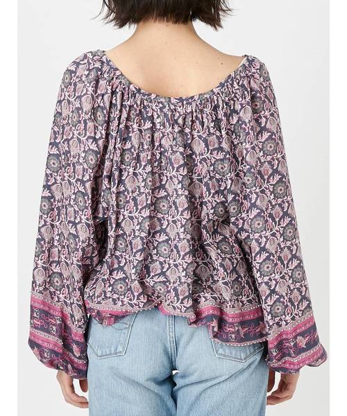 Ungrid（アングリッド）の「ボリュームスリーブ総柄プリントブラウス（シャツ/ブラウス・レディース・ネイビー/レッド・FREE）」の14枚目の写真