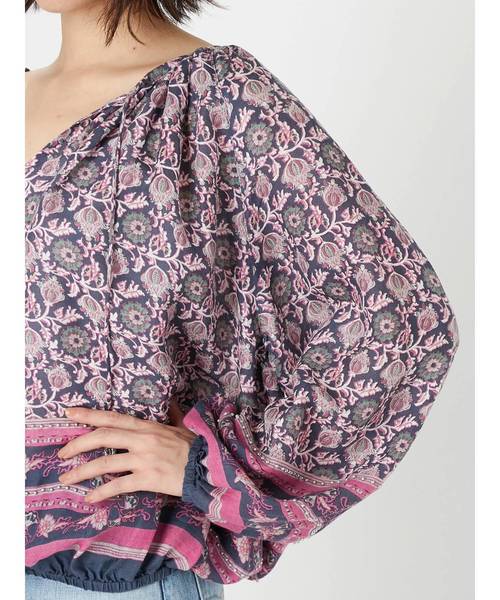 Ungrid（アングリッド）の「ボリュームスリーブ総柄プリントブラウス（シャツ/ブラウス・レディース・ネイビー/レッド・FREE）」の16枚目の写真