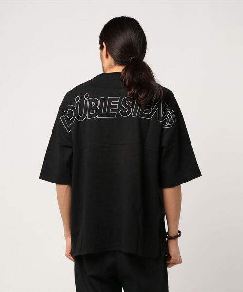 DOUBLE STEAL（ダブルスティール）の「Drop Shoulder Tシャツ　　ビッグシルエット（Tシャツ/カットソー・メンズ・ブラック/ホワイト×レッド/ホワイト×ブラック/ベージュ系その他・LARGE/MEDIUM/X-LARGE）」の7枚目の写真