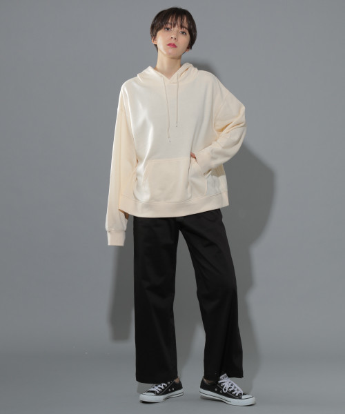 PAGEBOY（ページボーイ）の「BIGシルエットパーカー（Tシャツ/カットソー・レディース・ブラック/グレー/オフホワイト/ダークパープル・FREE）」の20枚目の写真