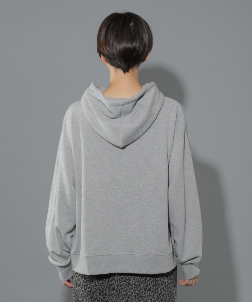 PAGEBOY（ページボーイ）の「BIGシルエットパーカー（Tシャツ/カットソー・レディース・ブラック/グレー/オフホワイト/ダークパープル・FREE）」の13枚目の写真