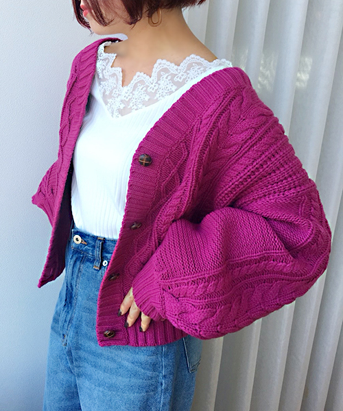 apres jour（アプレジュール）の「ケーブルニットVカーディガン【ZOZOTOWN限定アイテム】（カーディガン/ボレロ・レディース・オフホワイト/ピンク/キャメル/ベージュ・フリー）」の15枚目の写真