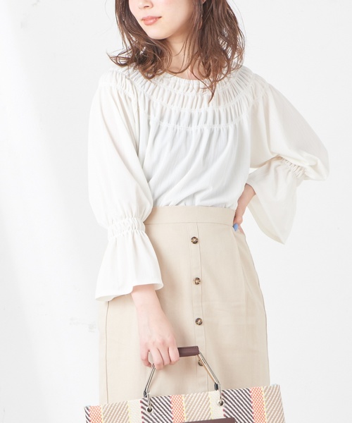 natural couture(ナチュラルクチュール)の「ライトテレコシャーリングブラウス(シャツ/ブラウス・レディース・ベージュ/オフホワイト/ピンク/ミント・FREE)」の6枚目の写真
