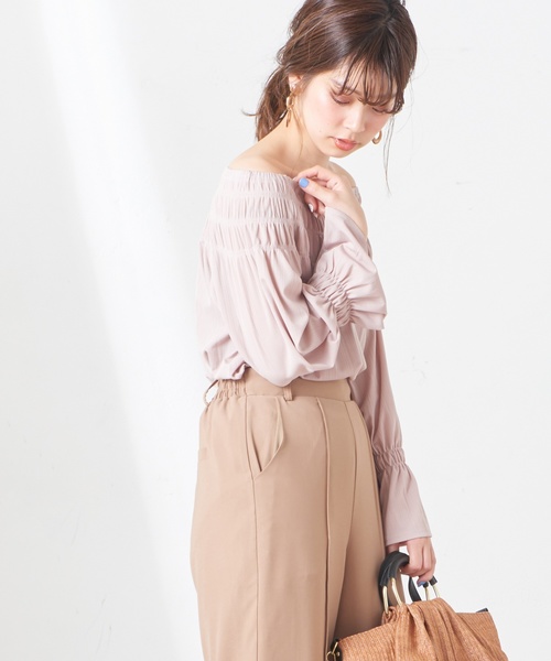 natural couture(ナチュラルクチュール)の「ライトテレコシャーリングブラウス(シャツ/ブラウス・レディース・ベージュ/オフホワイト/ピンク/ミント・FREE)」の16枚目の写真