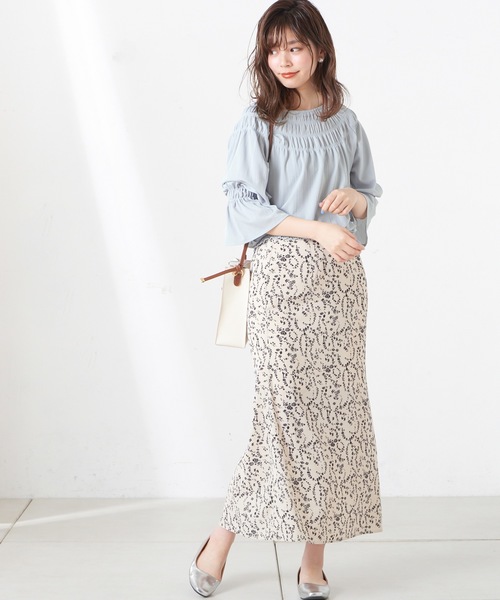 natural couture(ナチュラルクチュール)の「ライトテレコシャーリングブラウス(シャツ/ブラウス・レディース・ベージュ/オフホワイト/ピンク/ミント・FREE)」の15枚目の写真