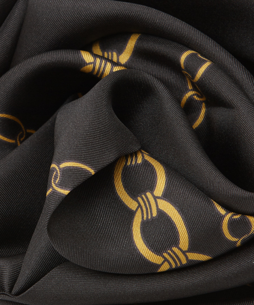 ABAHOUSE（アバハウス）の「【Recency of Mine】幾何学&チェーン柄スカーフ（ストール/ショール・メンズ・ブラック/ブルー/モカ・フリー）」の6枚目の写真