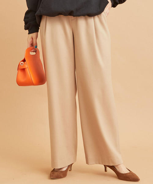 BEAUTY&YOUTH UNITED ARROWS(ビューティーアンドユースユナイテッドアローズ)の「BY∴ サキソニータックワイドパンツ◆(その他パンツ・レディース・ベージュ/ライム/ブラック・MEDIUM/SMALL/LARGE)」の1枚目の写真