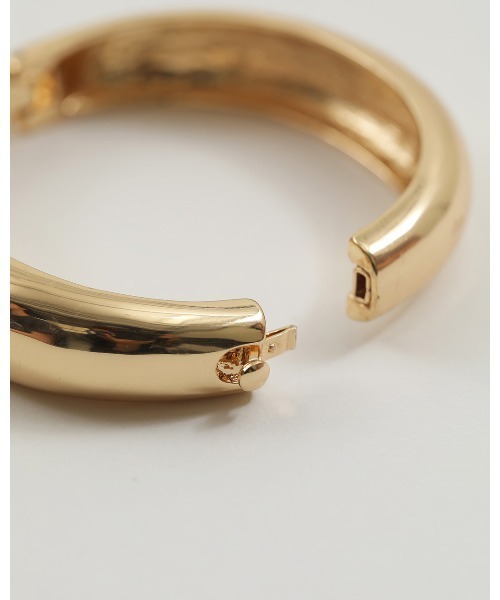 TODAYFUL（トゥデイフル）の「プレーンボリュームブレスレット（ブレスレット・レディース・シルバー/ゴールド・FREE）」の7枚目の写真