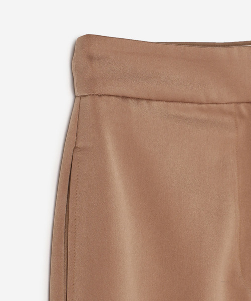 CONVERSE TOKYO（コンバーストウキョウ）の「スウェードタッチセミフレアパンツ（その他パンツ・レディース・ブラウン/グリーン・SMALL/MEDIUM）」の9枚目の写真