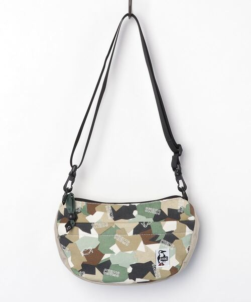 CHUMS(チャムス)の「【CHUMS】Mini Banana Shoulder Sweat Nylon(ショルダーバッグ・メンズ・ブラック/ネイビー/イエロー/ヘザーグレー/カモフラージュ/桜/ブラック系その他/ネイビー系/グリーン・FREE)」の9枚目の写真