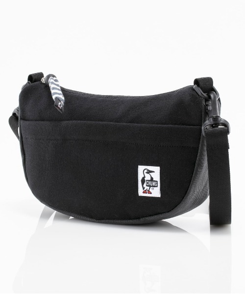 CHUMS(チャムス)の「【CHUMS】Mini Banana Shoulder Sweat Nylon(ショルダーバッグ・メンズ・ブラック/ネイビー/イエロー/ヘザーグレー/カモフラージュ/桜/ブラック系その他/ネイビー系/グリーン・FREE)」の2枚目の写真
