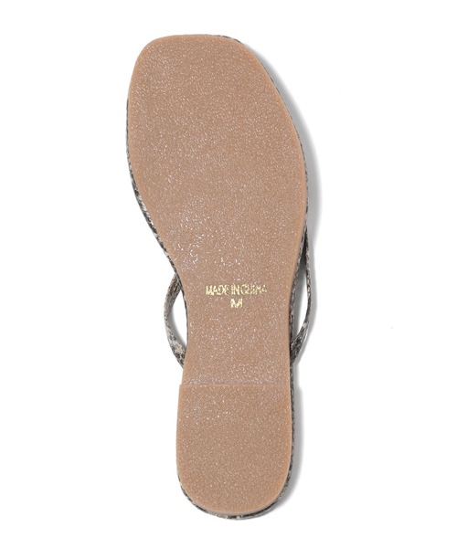 ADAM ET ROPE'（アダムエロペ）の「【一部店舗限定】スクエアトゥビーチサンダル（サンダル・レディース・ブラック/ブラック系その他/ベージュ・36/37/38）」の18枚目の写真