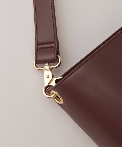 natural couture（ナチュラルクチュール）の「巾着付きバケツショルダーバッグ（ショルダーバッグ・レディース・ブラック/ベージュ/ブラウン・FREE）」の10枚目の写真