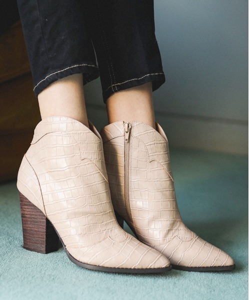 ALEXIA STAM（アリシアスタン）の「Original Buckle Short Boots/オリジナルバックルショートブーツ（ブーツ・レディース・アイボリー/グレイッシュベージュ・S/M/L）」の7枚目の写真