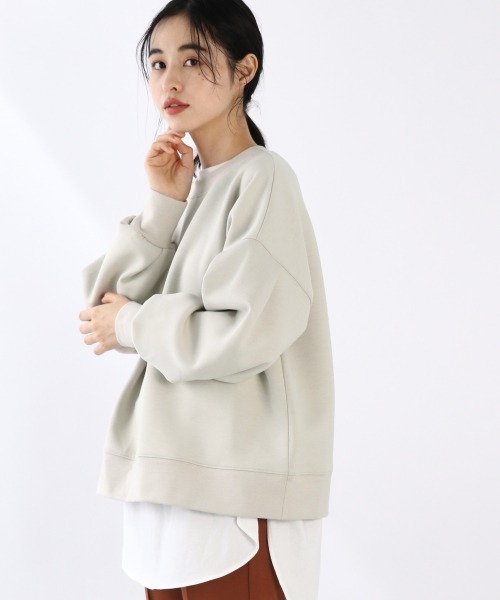 LOWRYS FARM(ローリーズファーム)の「ダンボールクループルオーバーLS 919945(スウェット・レディース・ホワイト/ブラック/ブラウン/ブルー・FREE)」の2枚目の写真