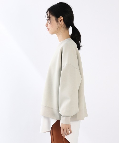 LOWRYS FARM(ローリーズファーム)の「ダンボールクループルオーバーLS 919945(スウェット・レディース・ホワイト/ブラック/ブラウン/ブルー・FREE)」の7枚目の写真