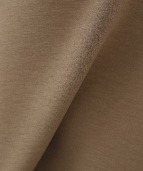 LOWRYS FARM(ローリーズファーム)の「ダンボールクループルオーバーLS 919945(スウェット・レディース・ホワイト/ブラック/ブラウン/ブルー・FREE)」の12枚目の写真