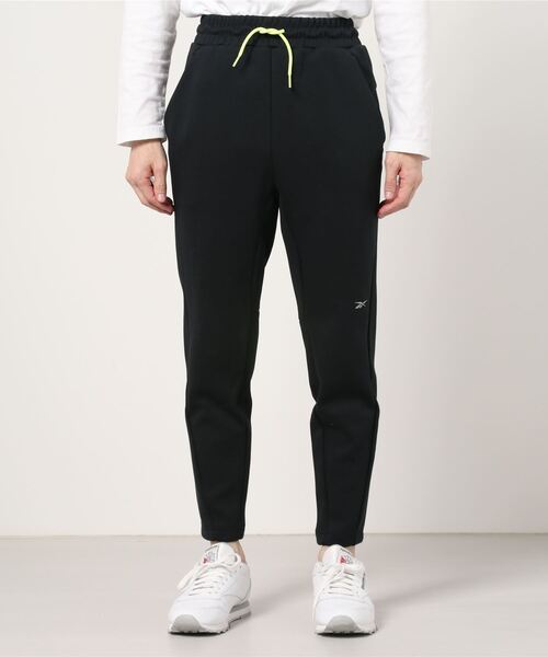 Reebok(リーボック)の「DMX ニット パンツ / DMX Knit Pants(スウェットパンツ・メンズ・ブラック/ダークグレー・SMALL/MEDIUM/LARGE/XXX-LARGE/X-LARGE/XX-LARGE)」の2枚目の写真