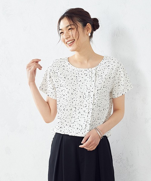 COMME CA ISM（コムサイズム）の「ドット柄　半袖ブラウス（シャツ/ブラウス・レディース・ホワイト/ベージュ・SMALL/MEDIUM/LARGE）」の18枚目の写真