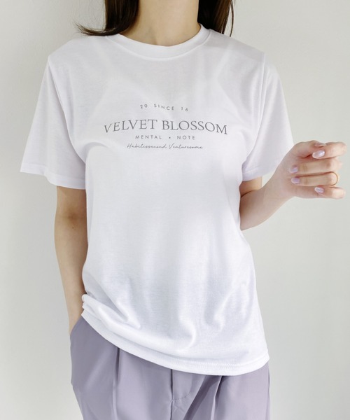 CLEA(クレア)の「daily simple logo tee(Tシャツ/カットソー・レディース・ホワイト/ブラック/ベージュ・FREE)」の1枚目の写真