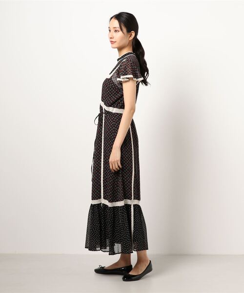 【美品】LILY BROWN リリーブラウン ワンピース ブラック ホワイ OP LOOK BOOK 2022 AUTUMN COLLECTION | LILY BROWN（リリー