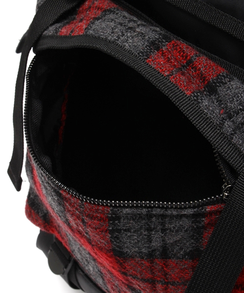 603（ロクマルサン）の「603 赤チェック切替リュック（バックパック