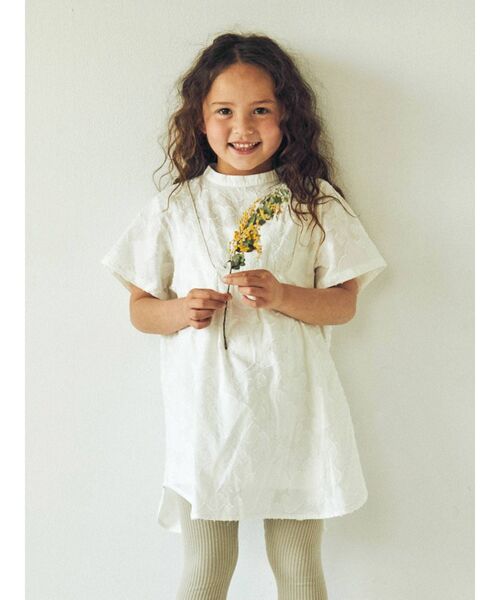 Ungrid（アングリッド）の「Kids ジャカードハーフスリーブシャツ（シャツ/ブラウス・キッズ・オフホワイト/ブラック・100/120）」の2枚目の写真