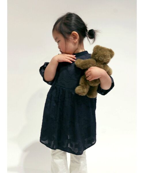 Ungrid（アングリッド）の「Kids ジャカードハーフスリーブシャツ（シャツ/ブラウス・キッズ・オフホワイト/ブラック・100/120）」の9枚目の写真