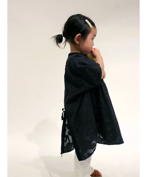 Ungrid（アングリッド）の「Kids ジャカードハーフスリーブシャツ（シャツ/ブラウス・キッズ・オフホワイト/ブラック・100/120）」の6枚目の写真